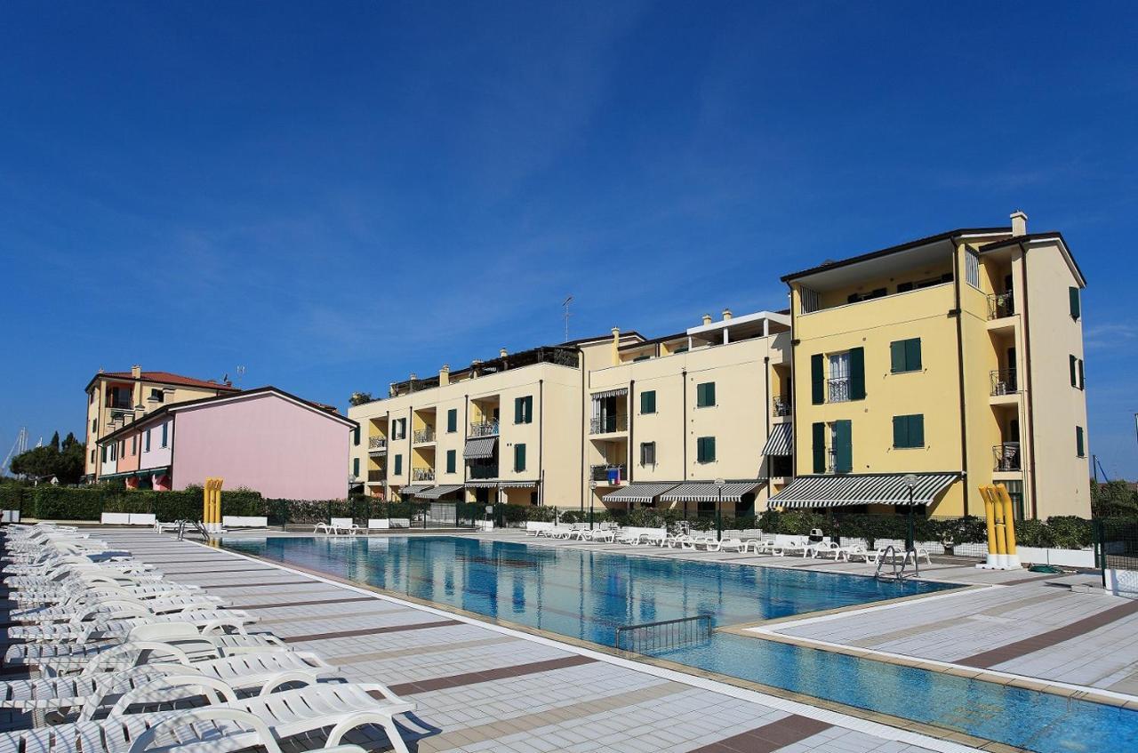 Albatros Apartment Caorle Exterior foto