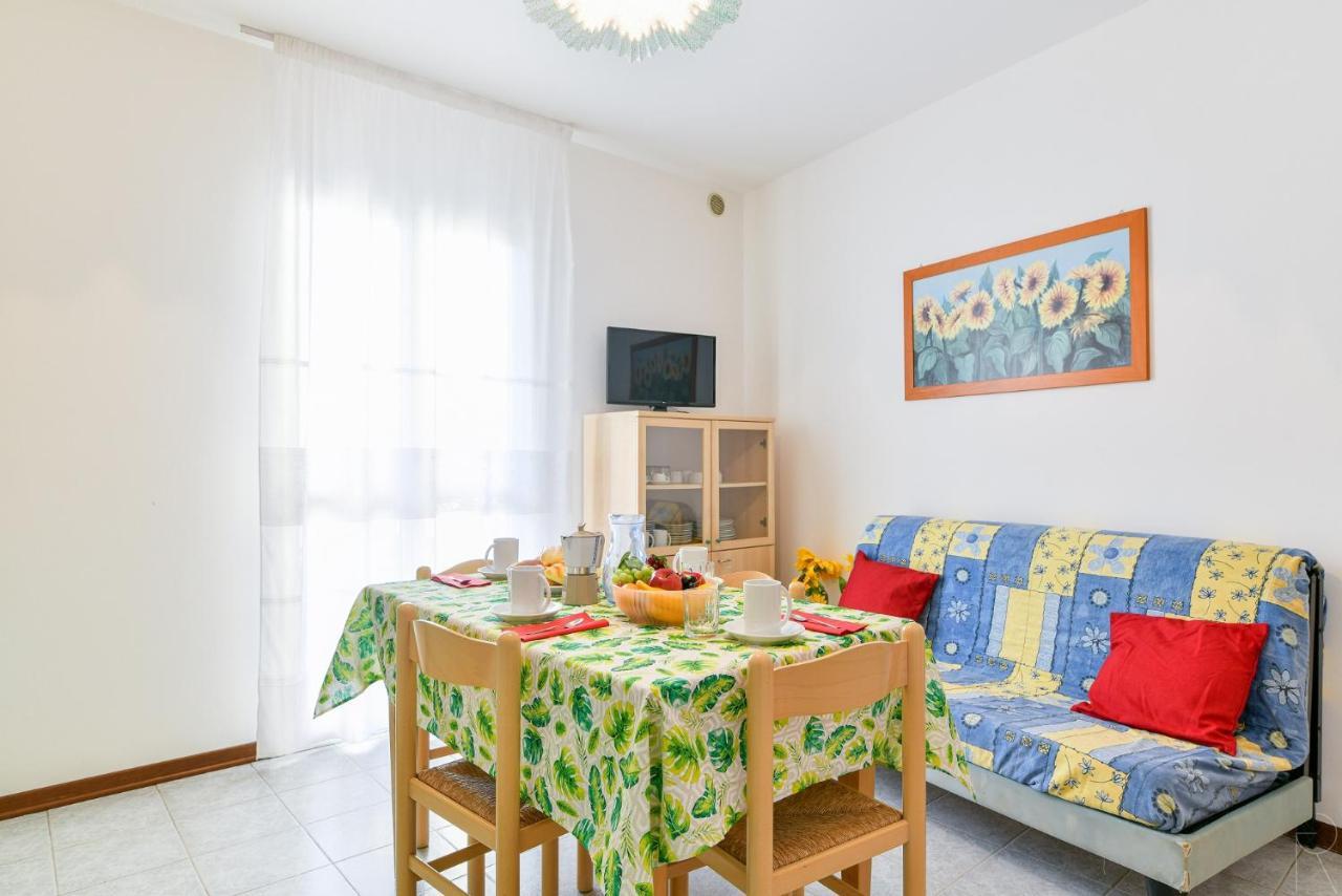 Albatros Apartment Caorle Exterior foto