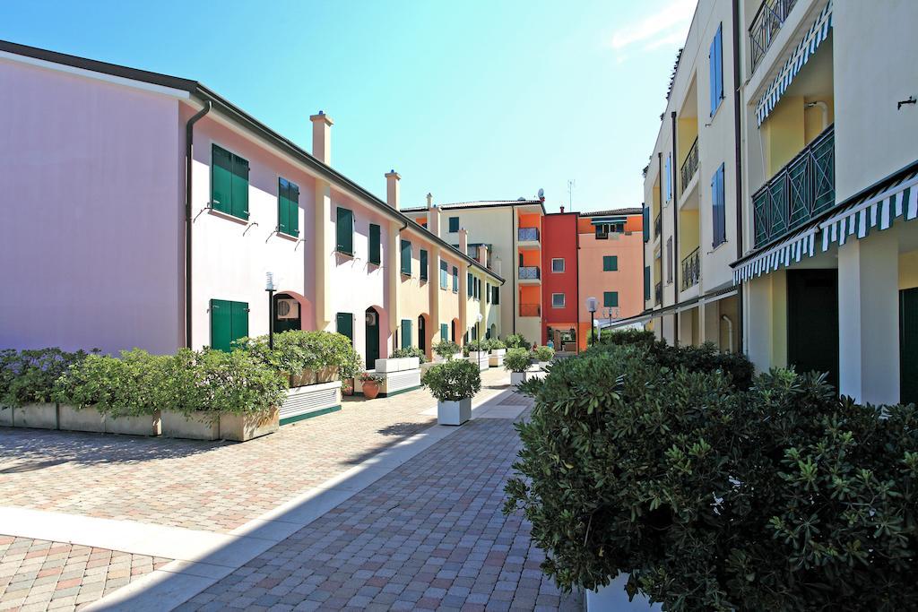 Albatros Apartment Caorle Exterior foto
