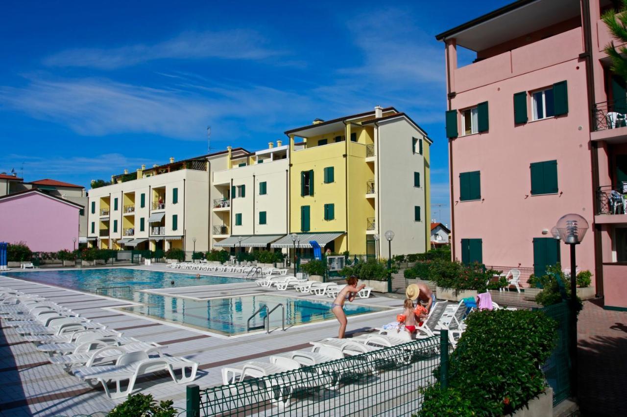 Albatros Apartment Caorle Exterior foto